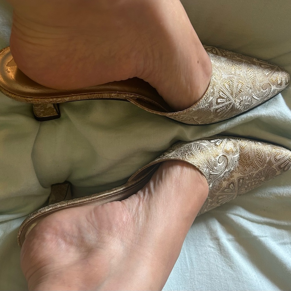 Victoria's Secret Gold Women's Shoes